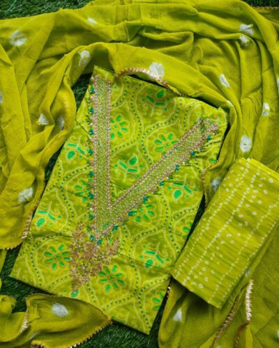 Evergreen cotton unstiched suit